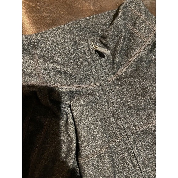 Gap Fit Women’s Zippered Gray Jacket Lightweight Size L - Picture 4 of 5